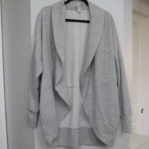 Yogalicious longer cardigan with thumbholes